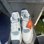⁦Jordan 4 military blue⁩ – תמונה ⁦2⁩